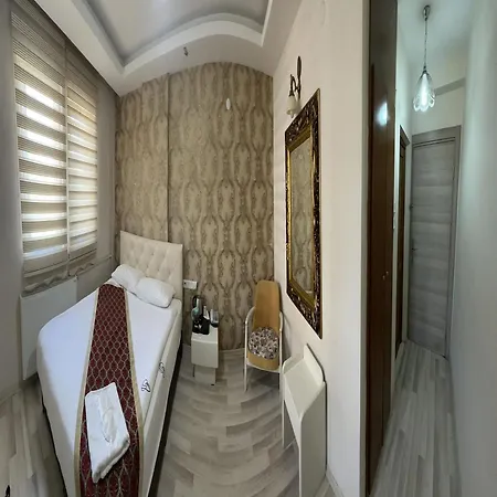 Seven Park Hotel