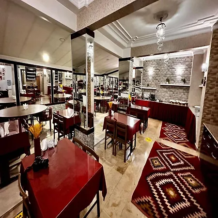 酒店 Seven Park 内夫谢希尔