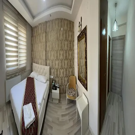Seven Park Hotel